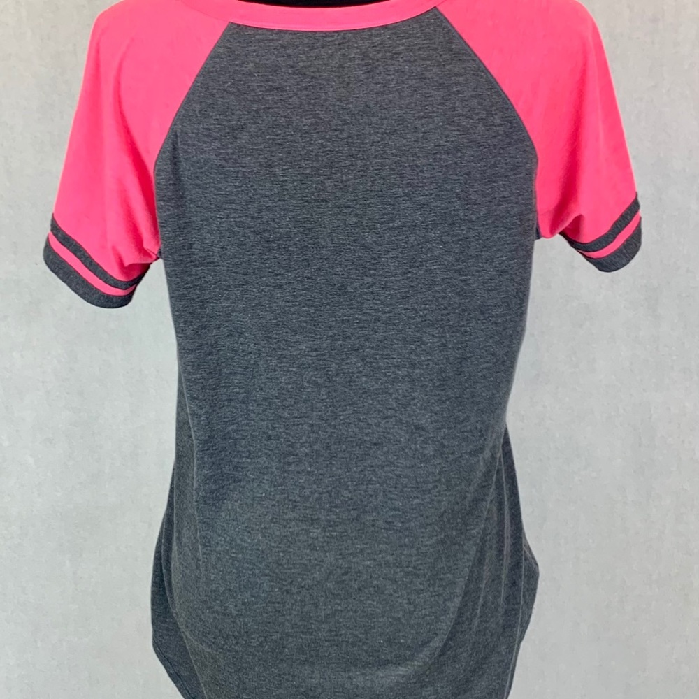 BUNDLE!  2 Reebok Tees! - Picture 8 of 11